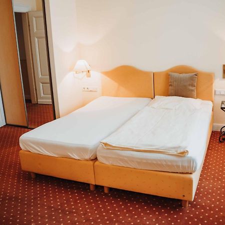 Hotel Am Wallgraben Brilon Pokoj fotografie